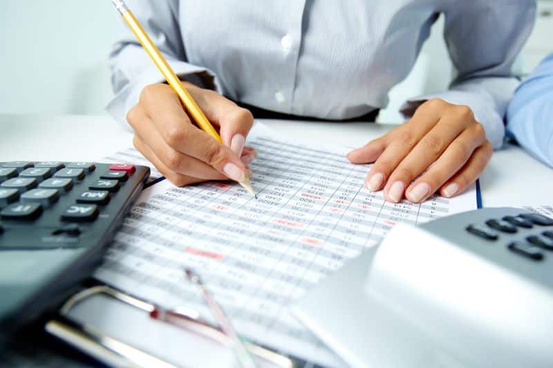 Business Owners Need To Stop Making These Bookkeeping Mistakes