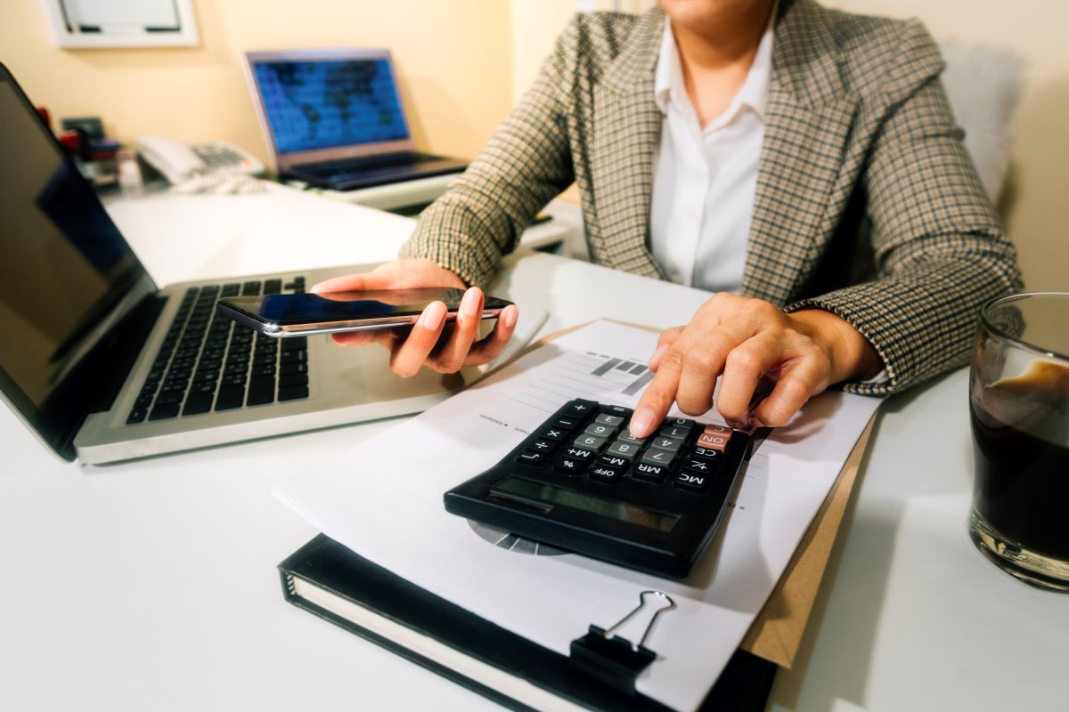 Why Should You Go Ahead and Hire Us as Your Bookkeeper?