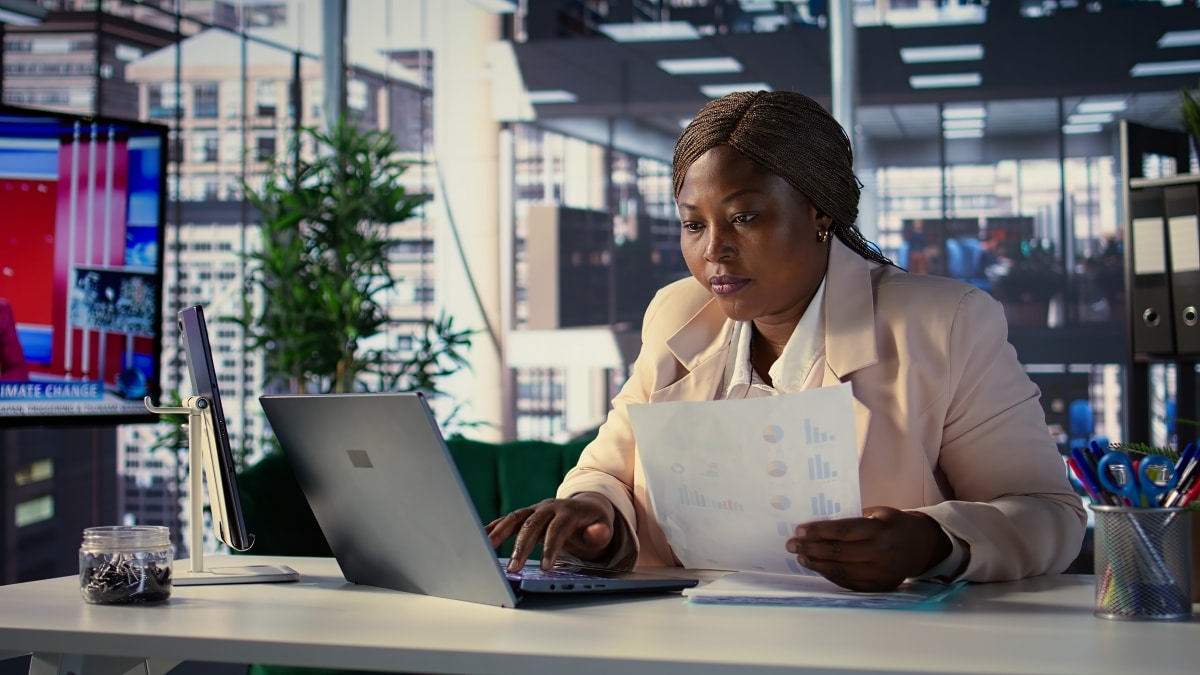 ceo-strategically-planning